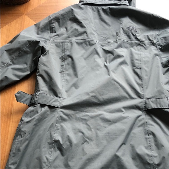 The Tomales Bay North Face Green Hooded Parka - Picture 8 of 10